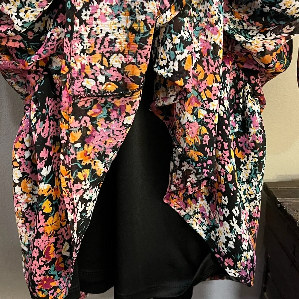 Vince Camuto Women's Floral 3 tiered dress flowy boho size small- Multicolor - Picture 4 of 7